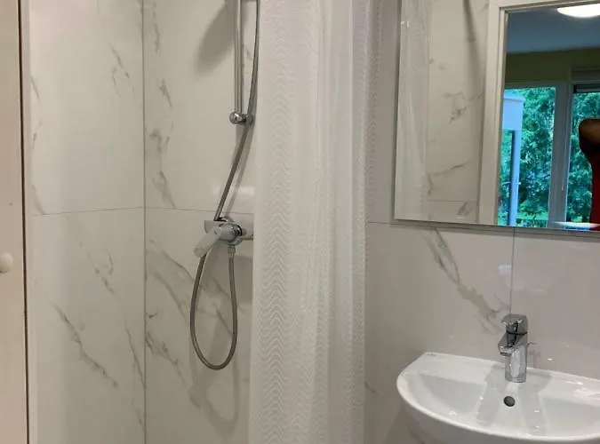 Stase בית הארחה 3*